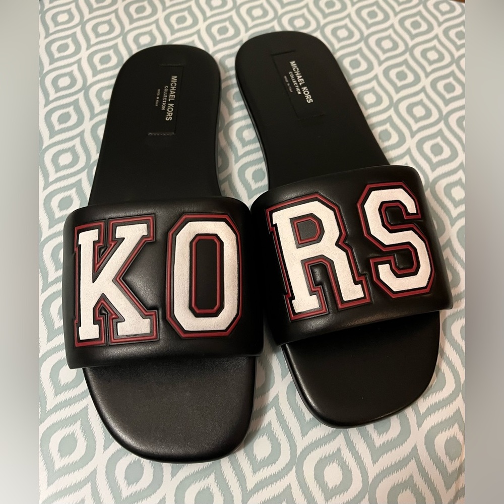 Delphine Kors Leather Sandal